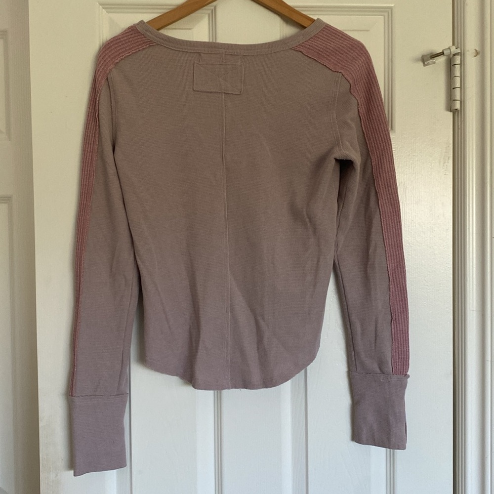 We The Free Mauve and Pink Long Sleeve Sweatshirt - Picture 4 of 4